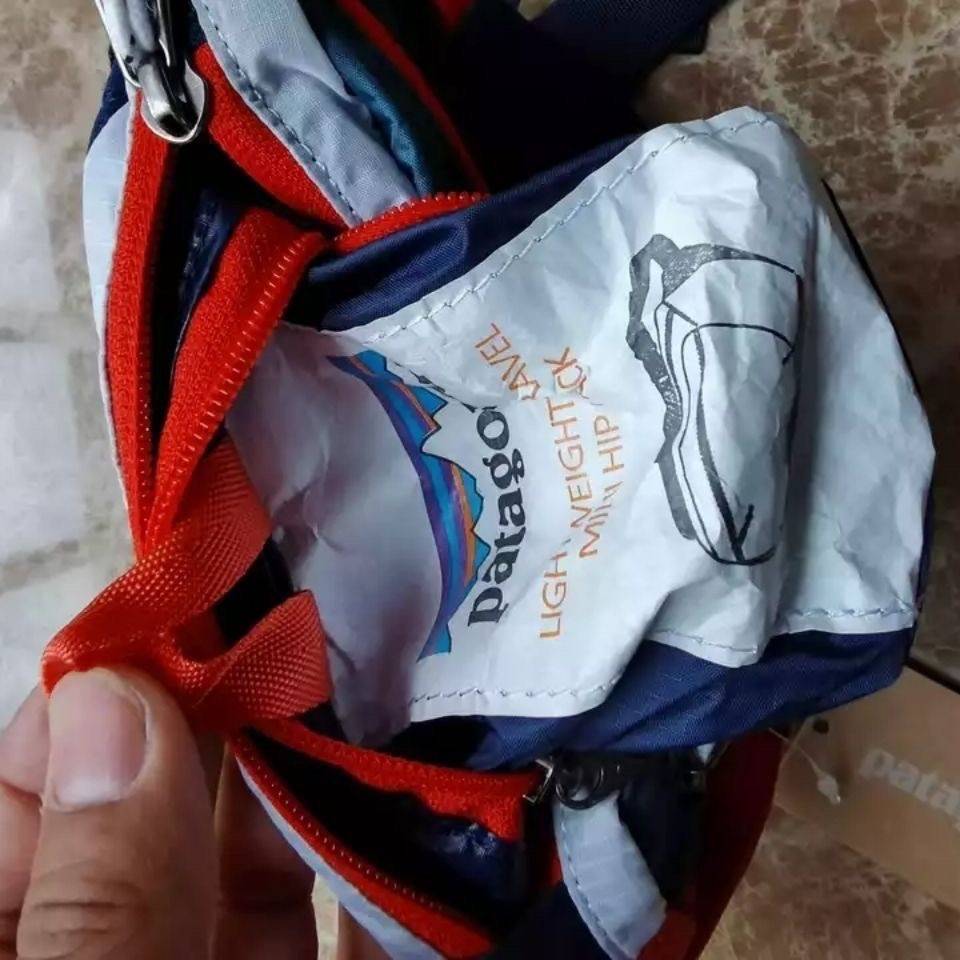 VIET NAM'S 1 L TRAVEL, MINI BATA BAG, CHEST BAG