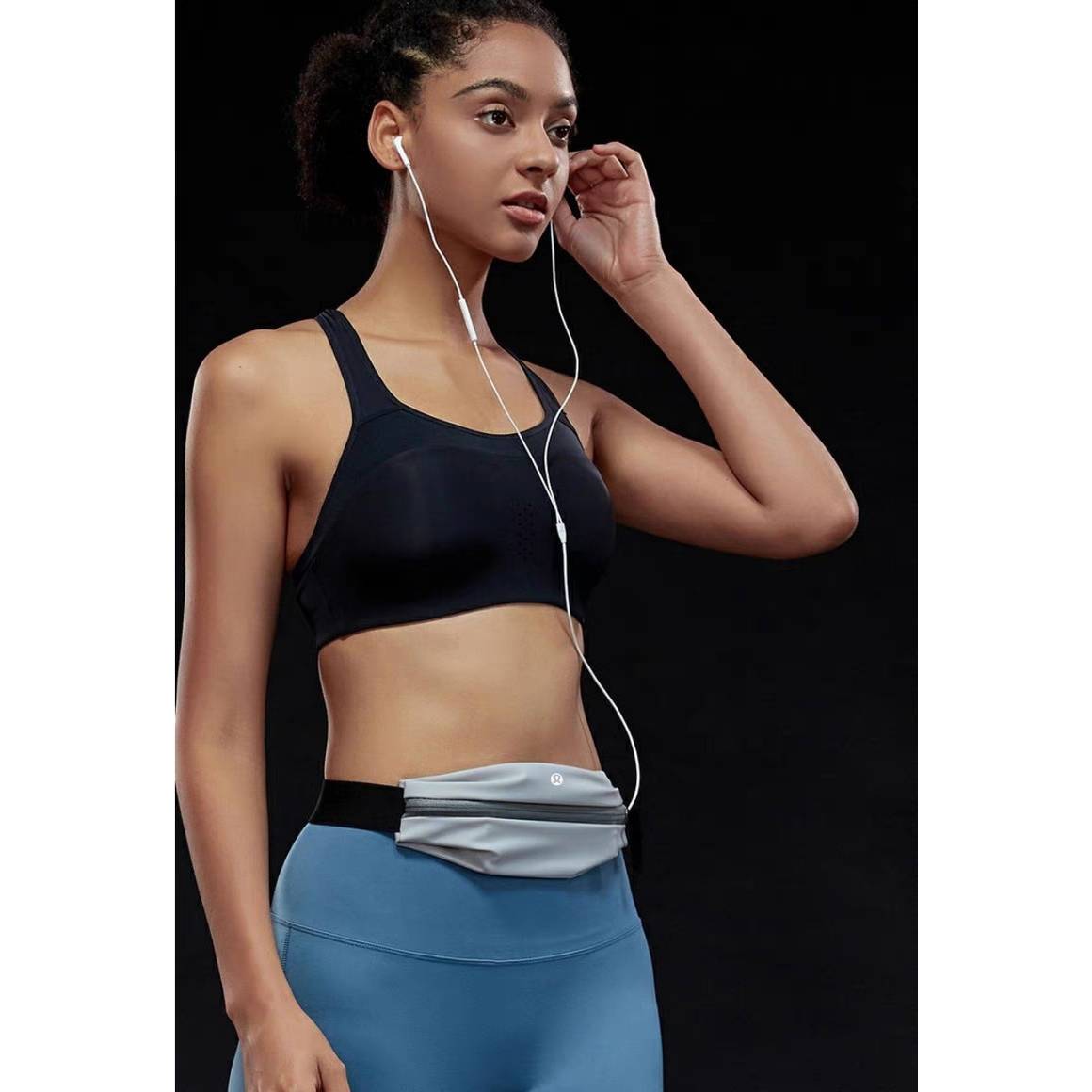 Spot Lululemon new sports pocket bag men's and female outdoor running equipment waterproof elastic reflector