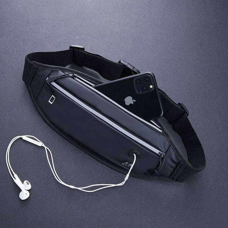 A sports running phone, a male and a woman with a mobile phone, and a multi-purpose mahathon