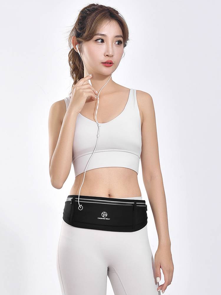 The running phone bag, the sports cash bag lady, Marathon, the cell phone god, the sweatproof mini phone bag