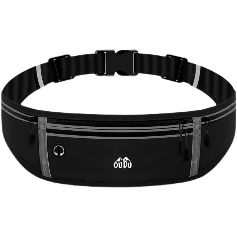 Marathon with a kettle of exercise bag and a waterproof running phone belt with invisibility close to your little gym bag