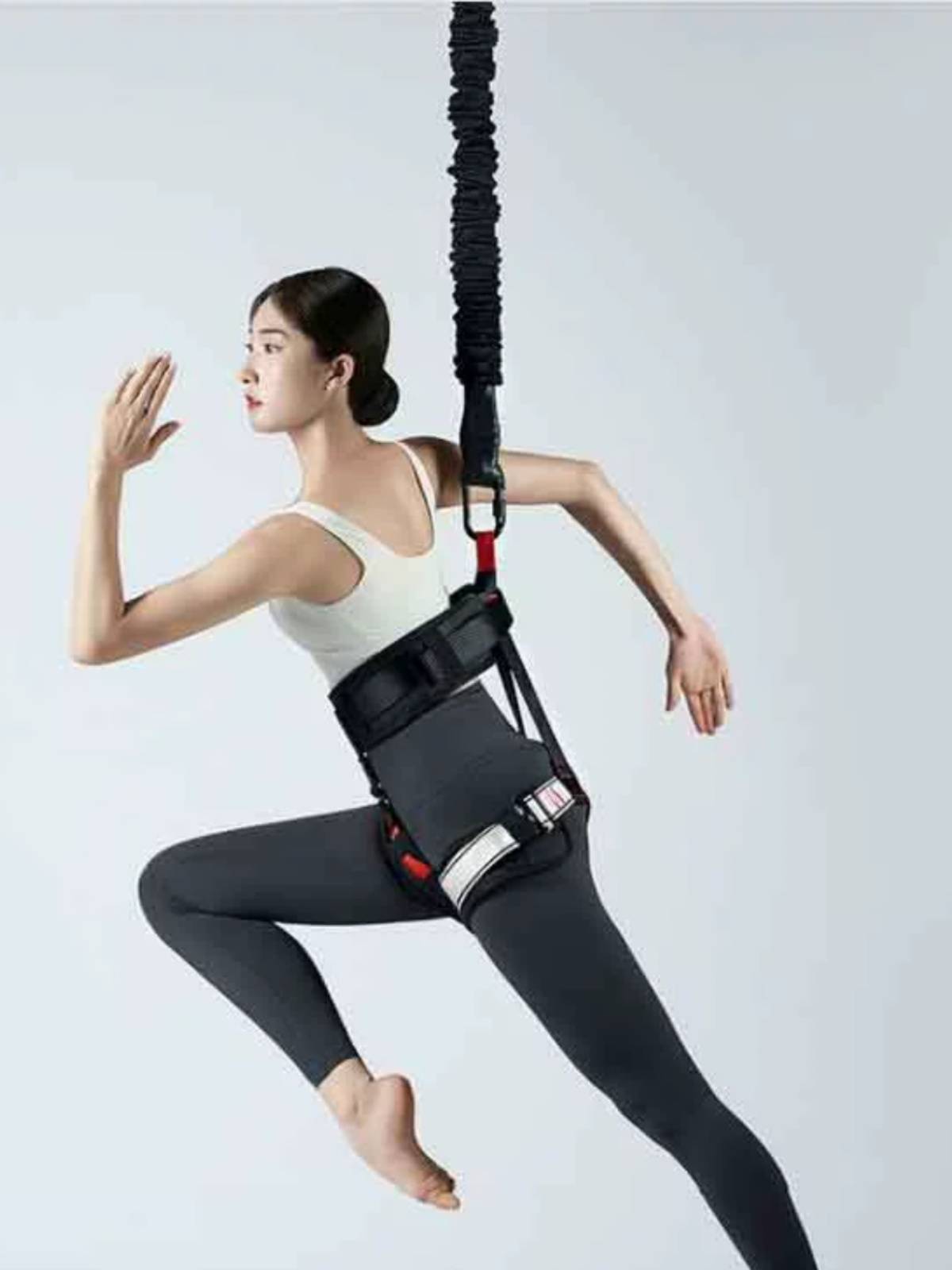 Indoor bungee vitality band 5D magic pants yoga rope equipment Thai museum empty air protection pants and belt rope