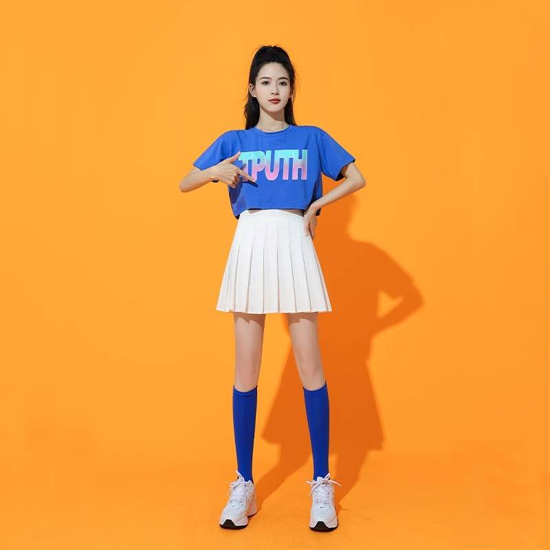 The Korean women's gymnasium and dress-up adult cheerleading team for youth and Zuba dance
