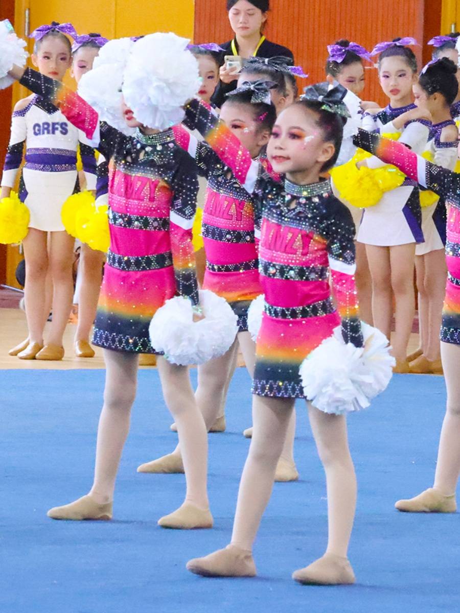 Custom cheerleading competition clothing cheerleading team performance fitness fucking suit dance suits new products 24 female men