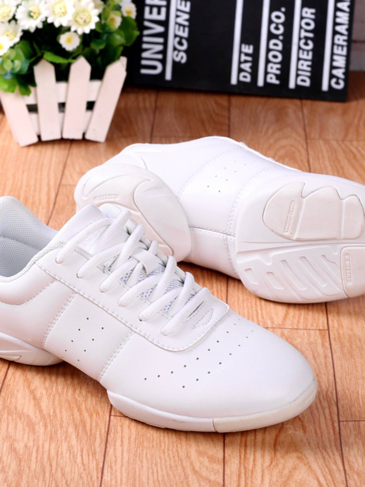 Parent -child competitive shoes white fitness shoes sports la la la la la women training competition shoes soft soles children