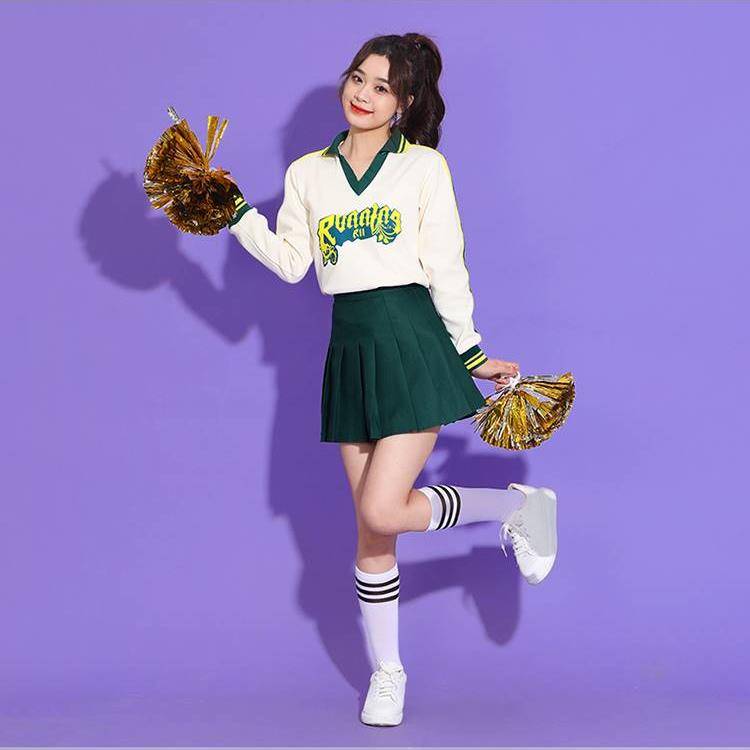 New cheerleader clothing run, BABY Yang Ying Baiyulu same student sports meeting la la la la la la la showing