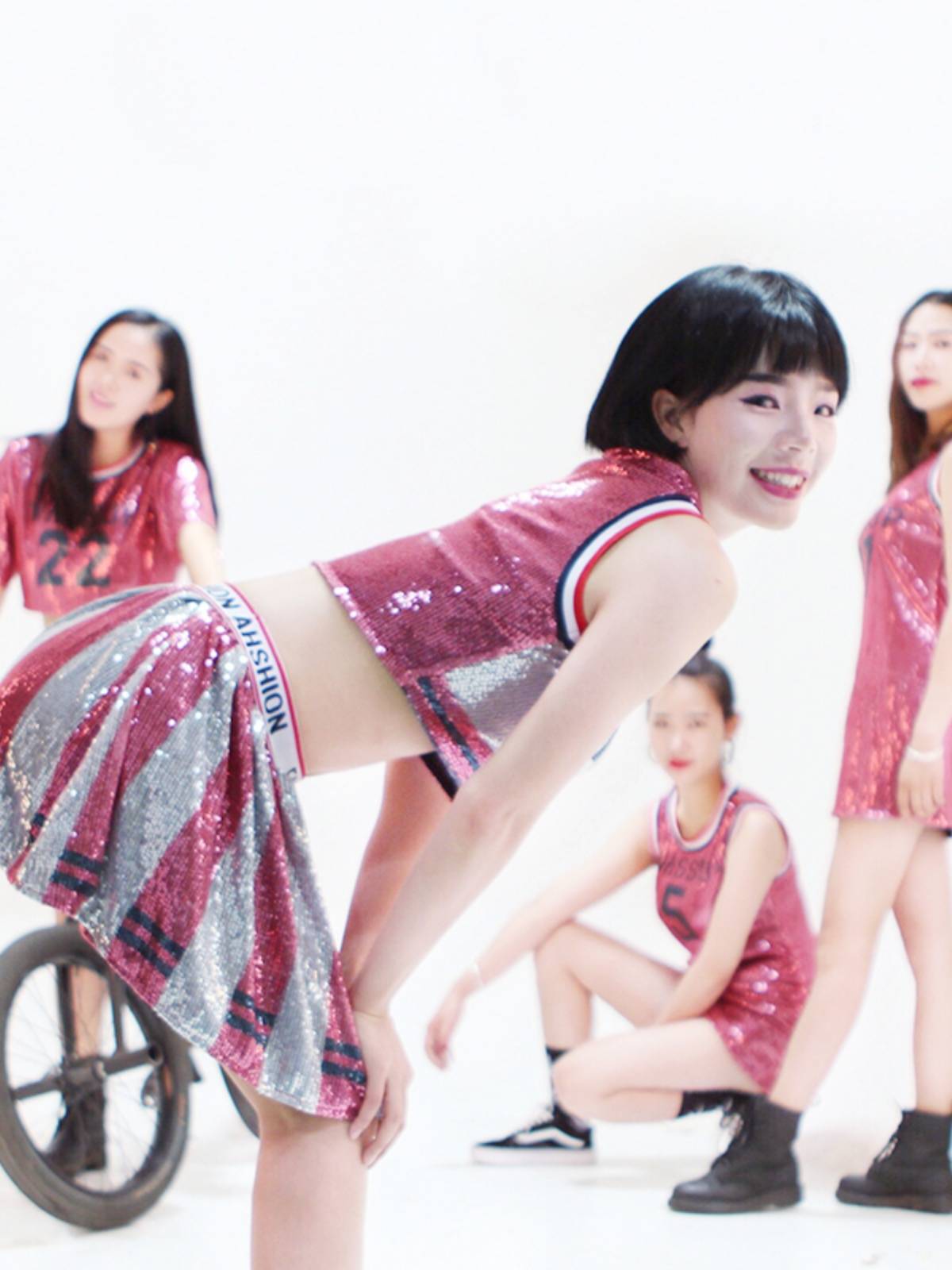 Hip -hop jazz dance jazz aerobics cheerleading team street dancers performance square dance glitter sequin performance clothing set female