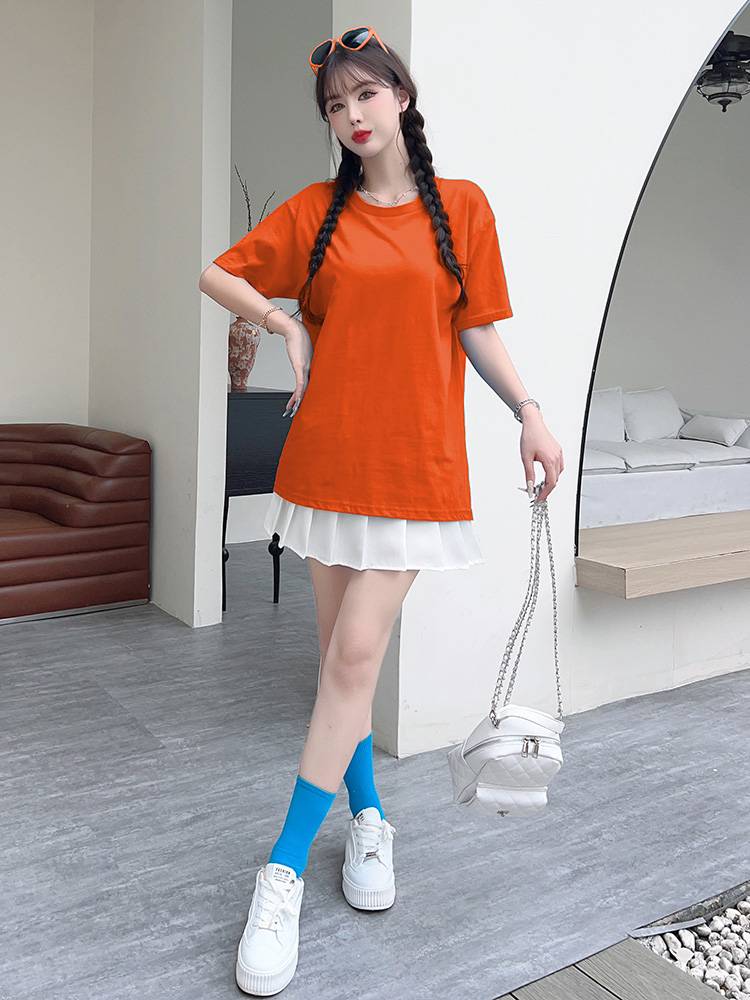 The Korean women's stage-show college sportsmen's recitals are in a candy-coloured dress suit