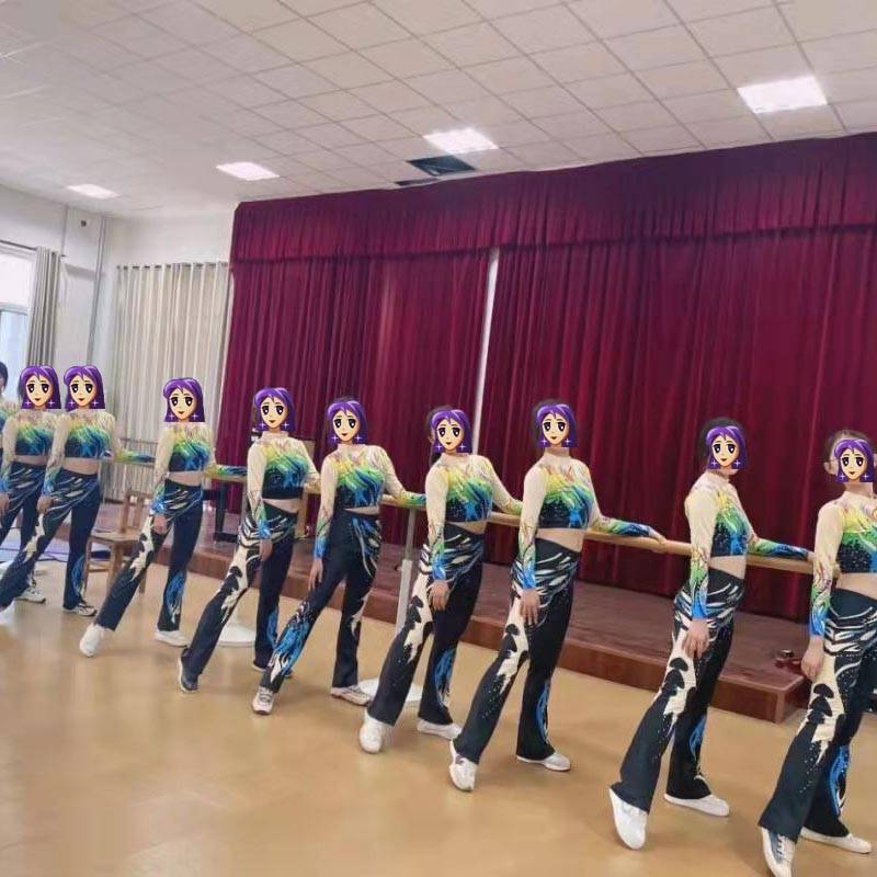 Farming exercise performance clothing performance service rental mass bodybuilding competition clothing competitive clothing Lala team uniform leasing