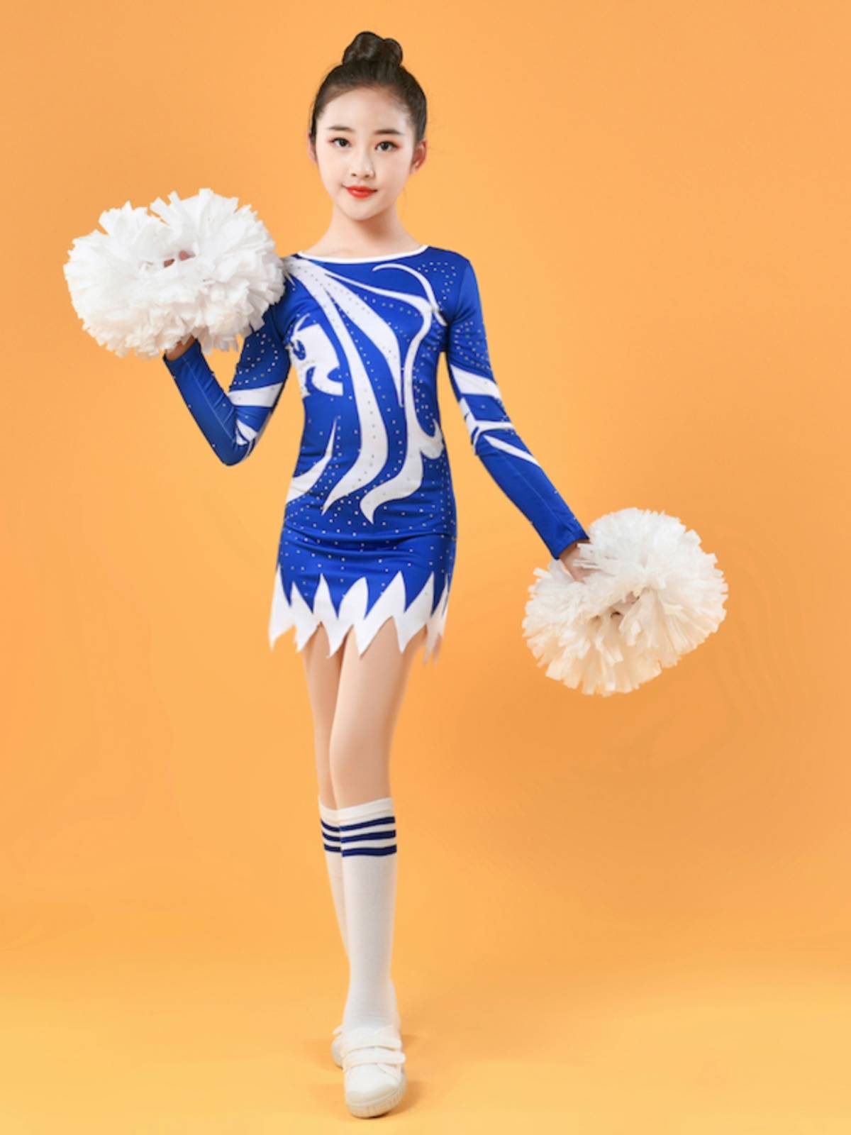 La La Xueyou Campus Games La La team performance service adult group bodybuilding competition dance service