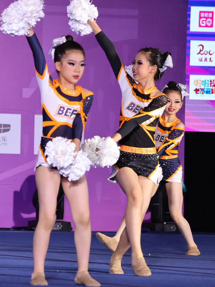 Custom labon performance service cheerleading team clothing competitive gymnastics clothing set students 24 new girls