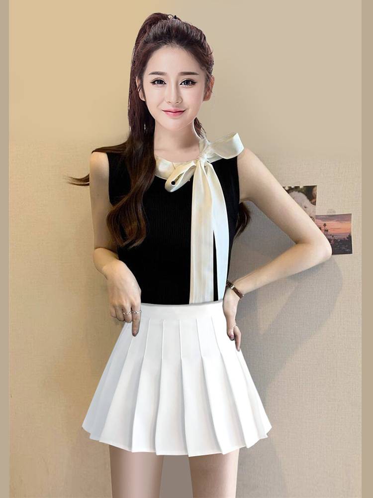 Adult female cheerleader performance service middle school student sports meeting clothing street dance jazz dance team performance aerobics