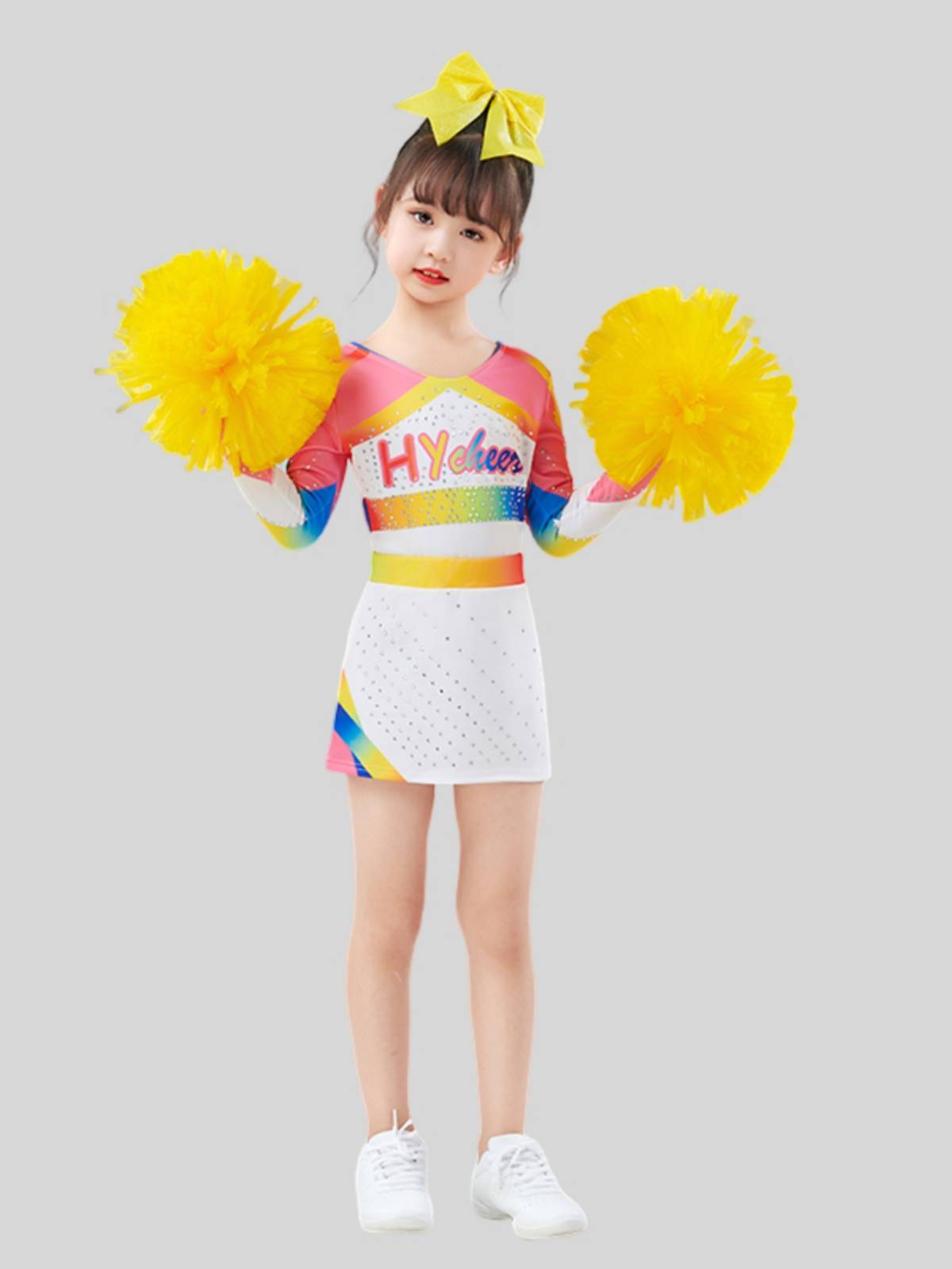 Children La La Fuck new service elementary and middle school student sports meeting la la la cheales performed men's and women's group bodybuilding competition uniforms
