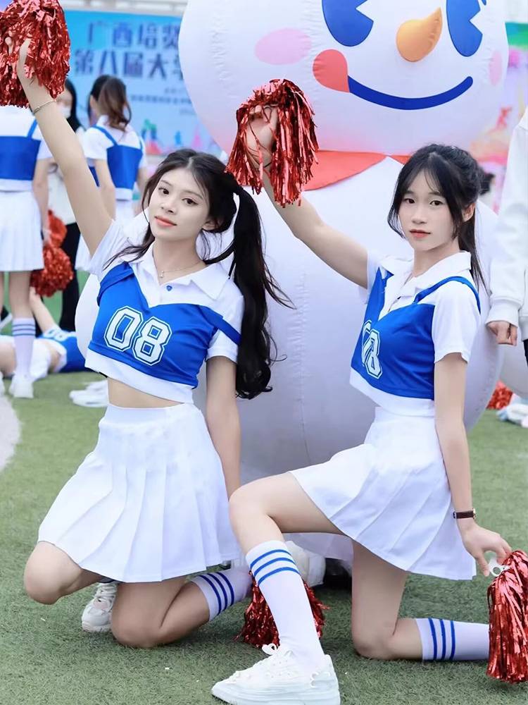 La La Function Student Games Lara team performances to serve goninnis performances Korean version of dance modern dance