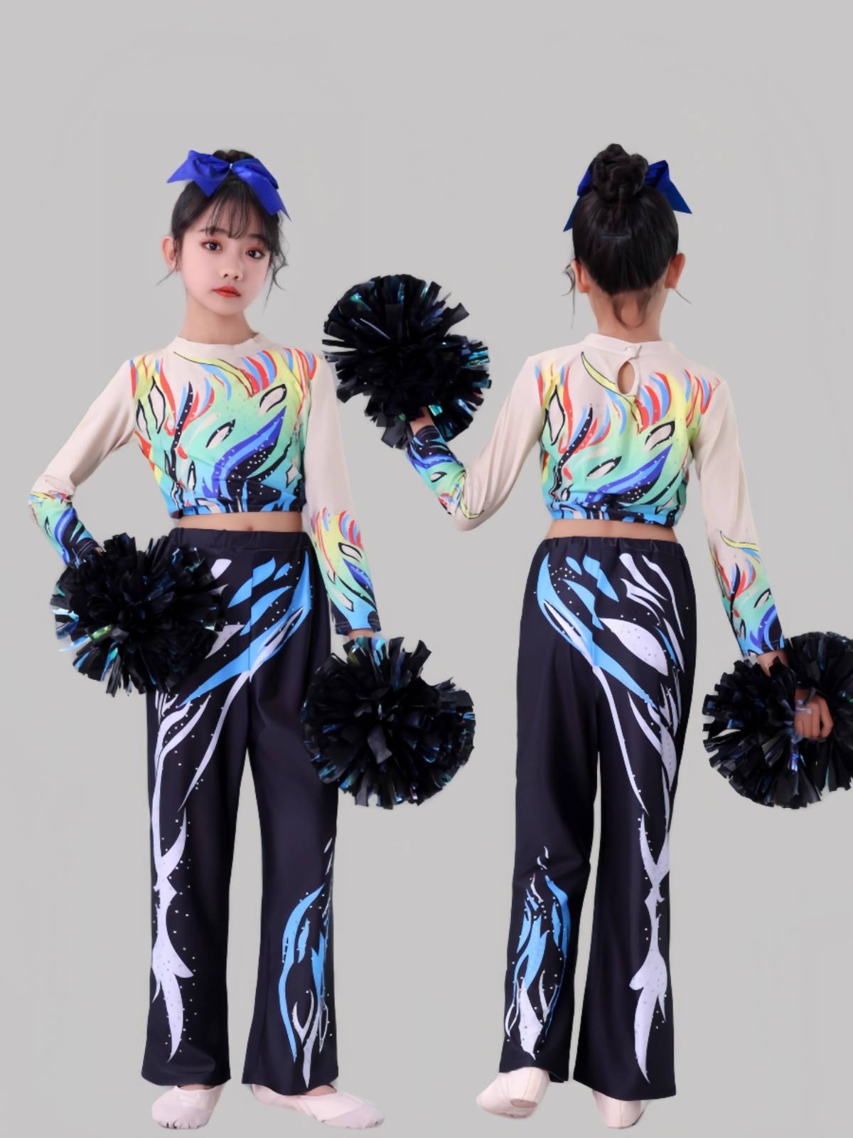 Children La La Fuck Performance Service Primary and Middle School Students Games La La team performing men's and women's group bodybuilding competition uniforms