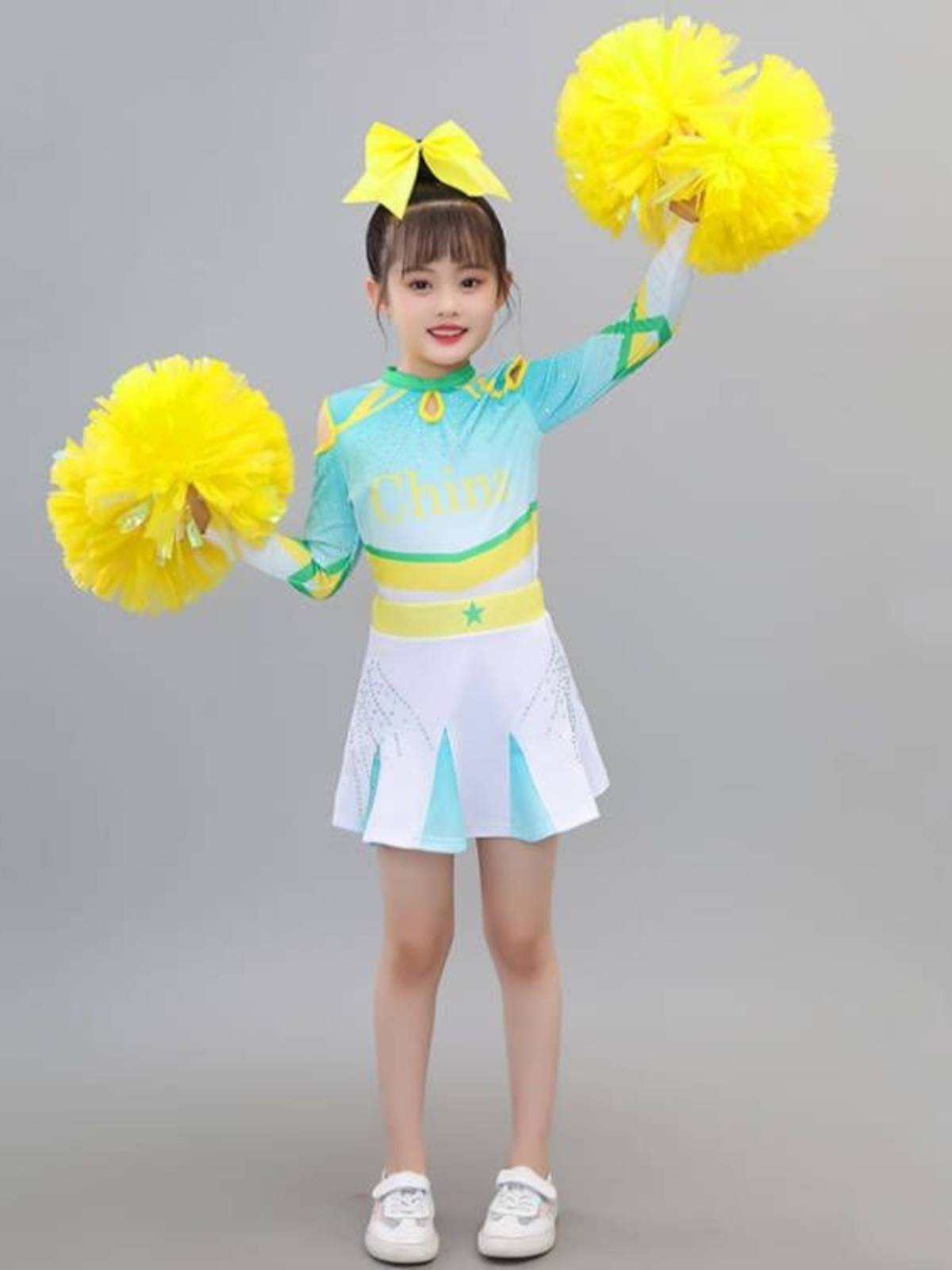 La La Xue performance service Lala team clothing and gymmonica team competition dance service sports meeting cheerleader watch show