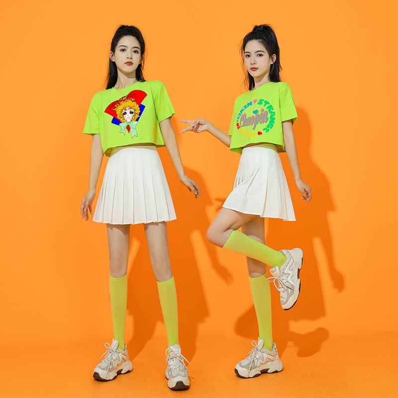 La La team clothing adult student group Lara team bodybuilding girl group new song Korean dance performance show