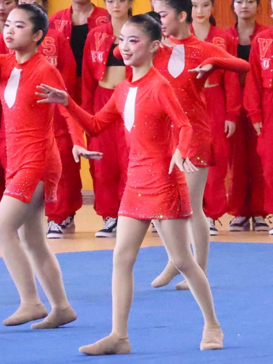Custom cheerleading competition clothing cheerleading team performance fitness fucking suit dance suits new products 24 female men