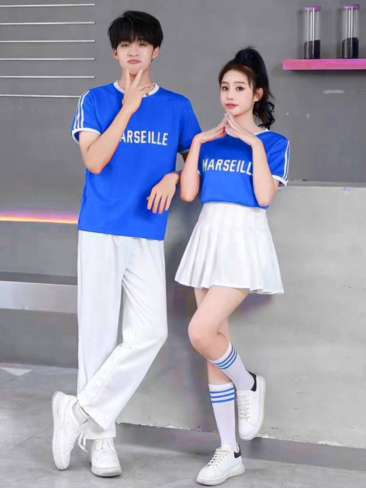 The new Korean version of the cheerleader cheerleading and the beauty exercise shows the couple's jazz dance modern dance performance suit