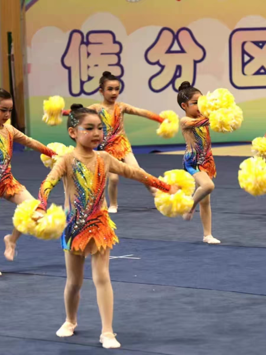 Children's Flower Ball La La team service men and women professional custom cheerleading cousin acting adult art fitness exercises