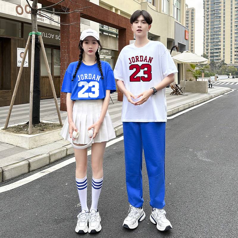 The new cheerleading team performed university students La La Raoming Kenmei Fuck Set Football Baby Competition to help men and women