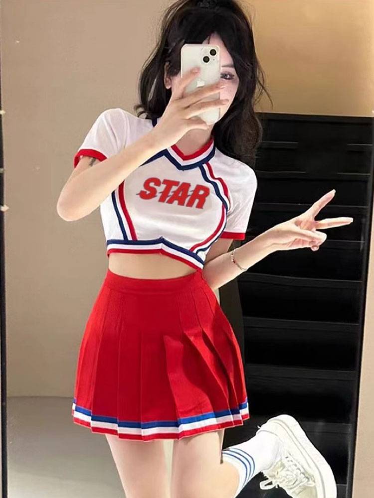 The Korean girls' party cheerleading team costumed and performed a musical jazz dance