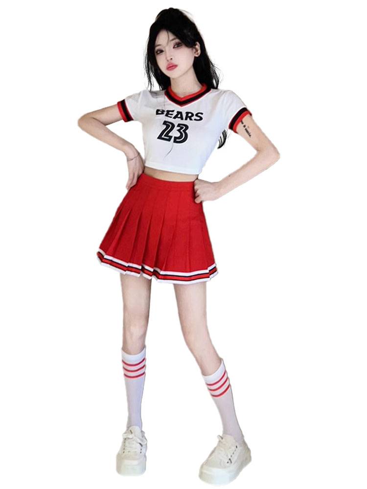The Korean girls' party cheerleading team costumed and performed a musical jazz dance