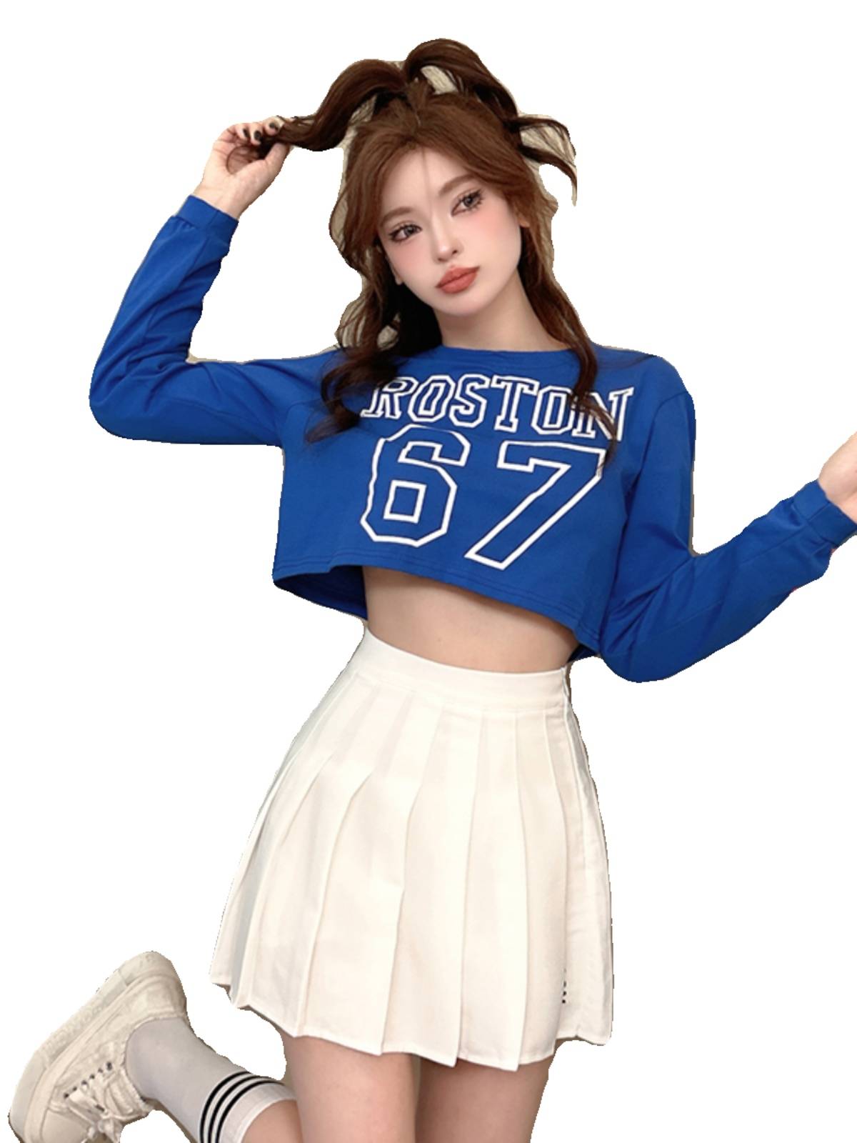 the korean girls danced in a dancing and fitness costume