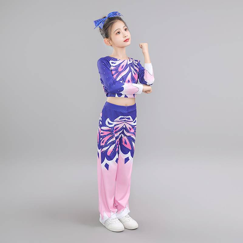 The new cheerleading competition clothing girl and children cheerleading sports competitive dance and gymnastics group performance service