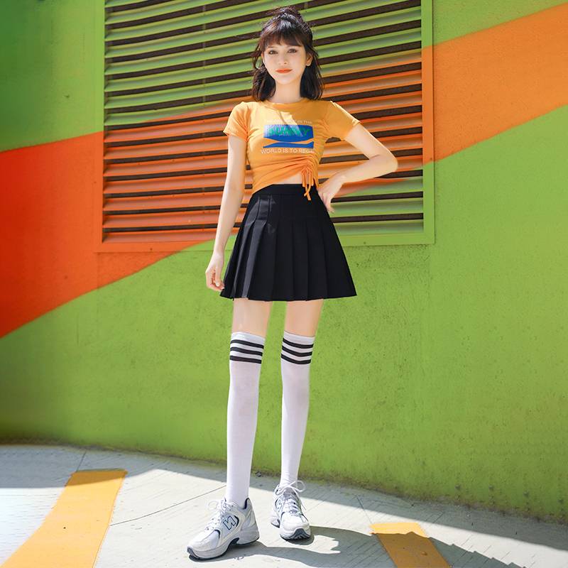 La La team clothing female Korean version of the female group gymnastic competition exposed navel set adult jazz dance pleated skirt performance clothing