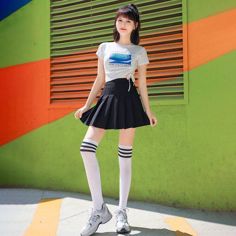 La La team clothing female Korean version of the female group gymnastic competition exposed navel set adult jazz dance pleated skirt performance clothing