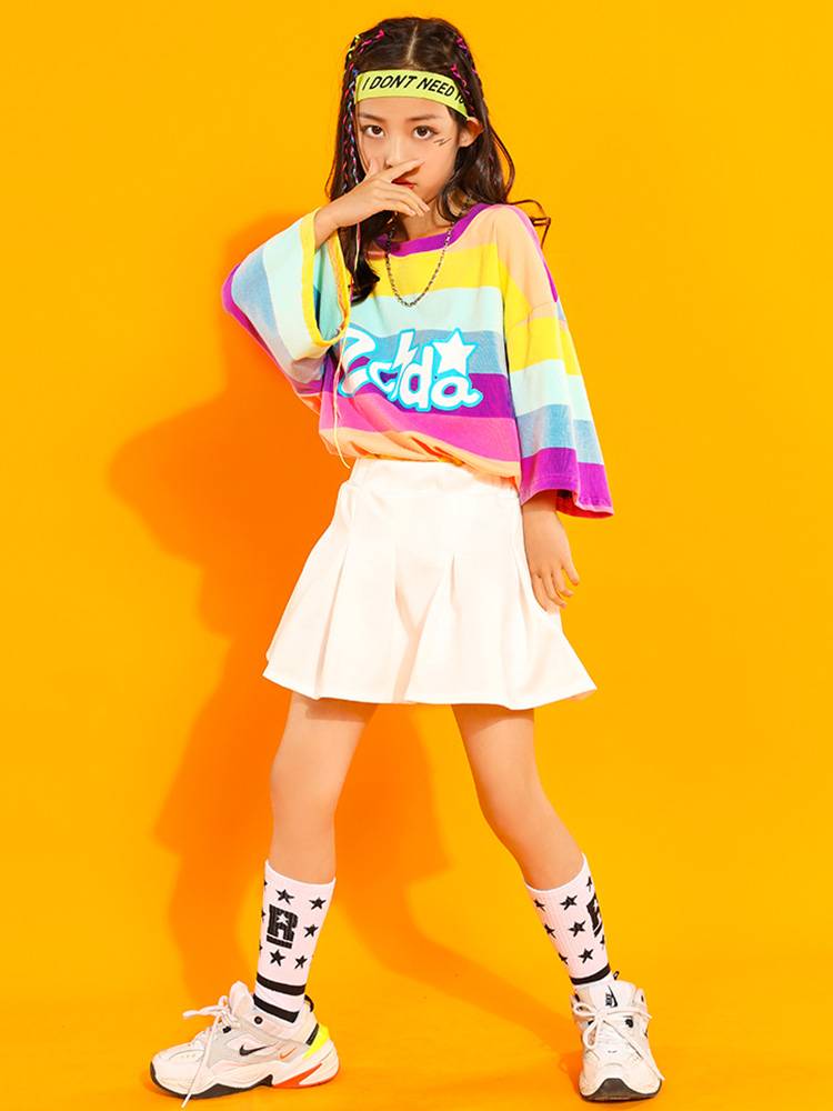 Primary school student la la gallery dance cheerleading team performance service for men and girls stage