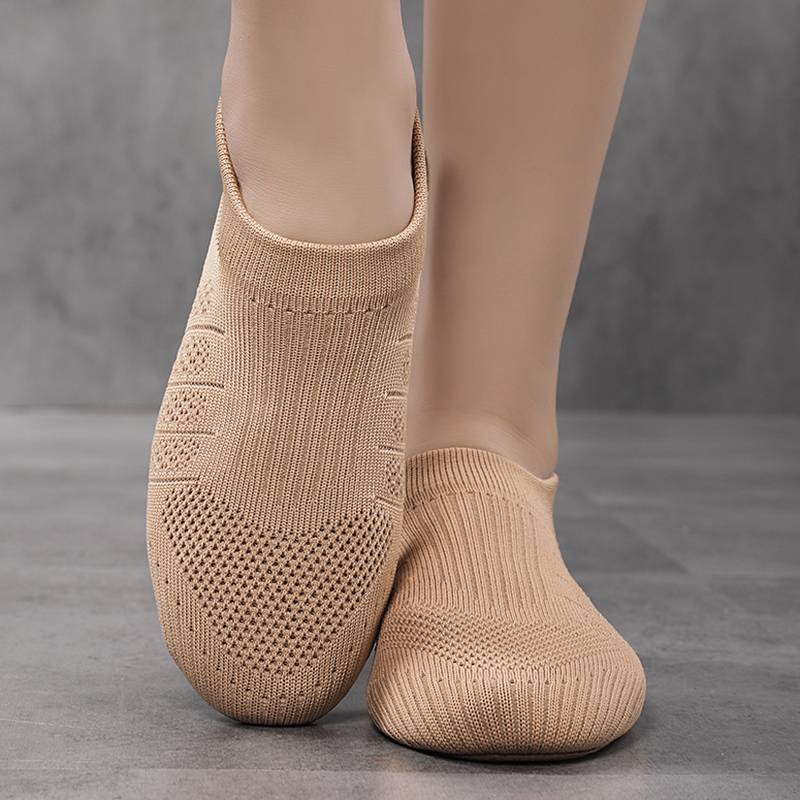 Athletic la la la cheating shoes Children's indoor aerobic dance training shoes dance and flying soft base students dedicated team shoes