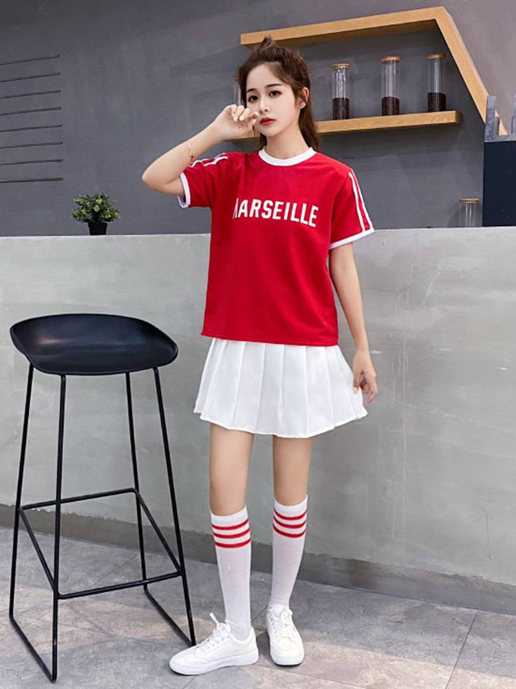The opening ceremony of the Lala team performance service sports meeting La La Raoming Graduation Seasonal Bodybuilding Set Short Sleeve Men and Women Spring