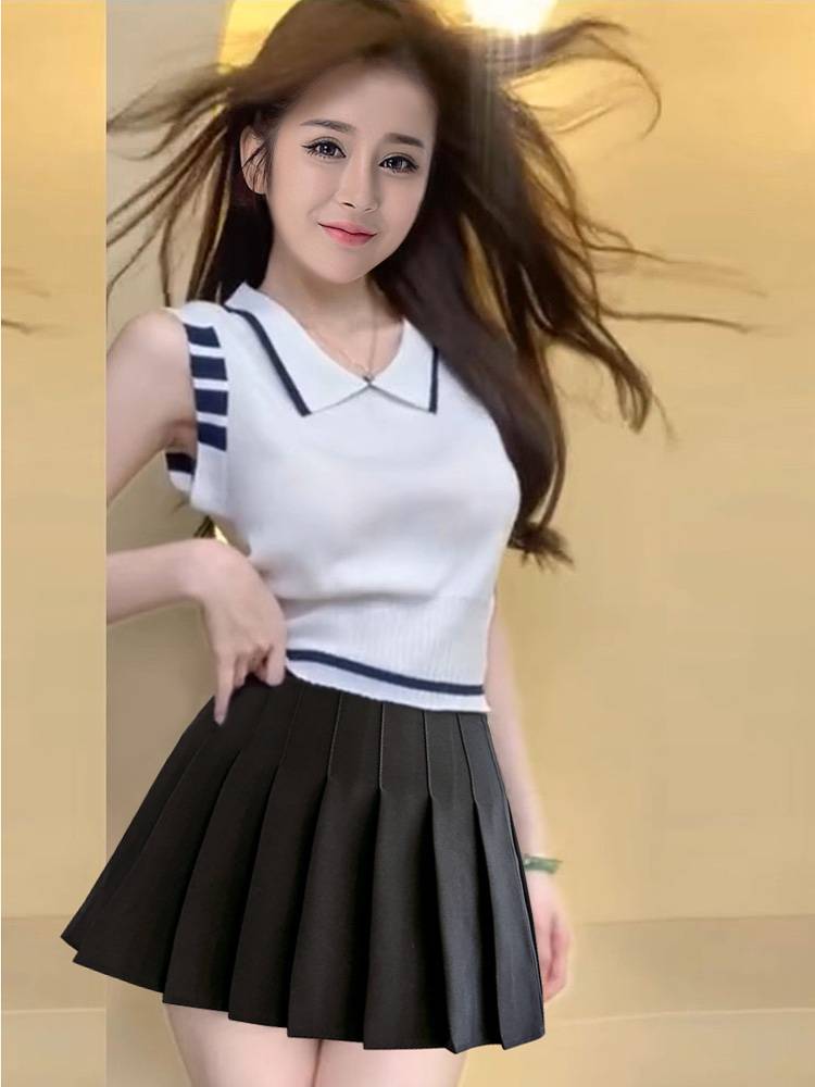 Summer V -neck fashion office shirt Short -sleeved set college student sports meeting opening ceremony la la la la la la la checker