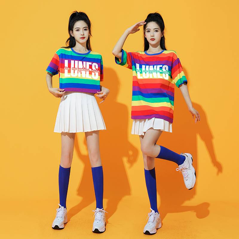 the korean cheerleading girls danced in gymnasium, jazz dances for college girls