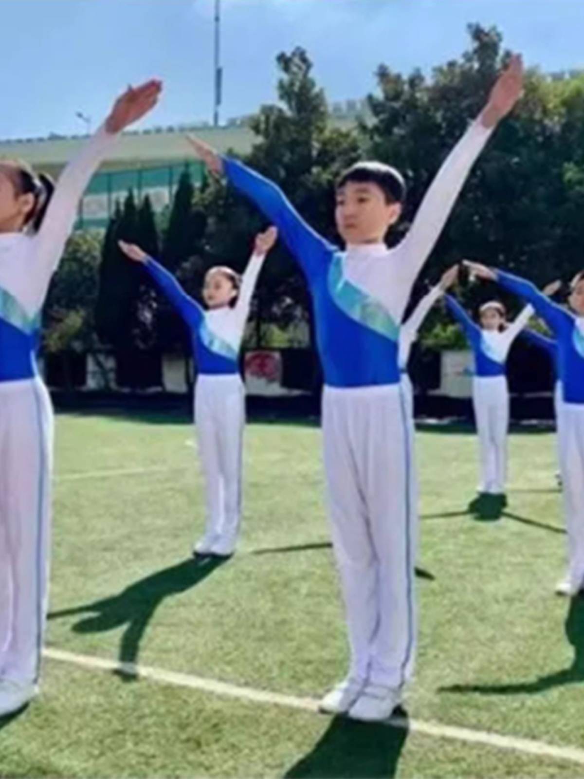 Primary and secondary school student radio gymnastics clothing high school student sports contest service children's group gymnastics gymnastics dance service