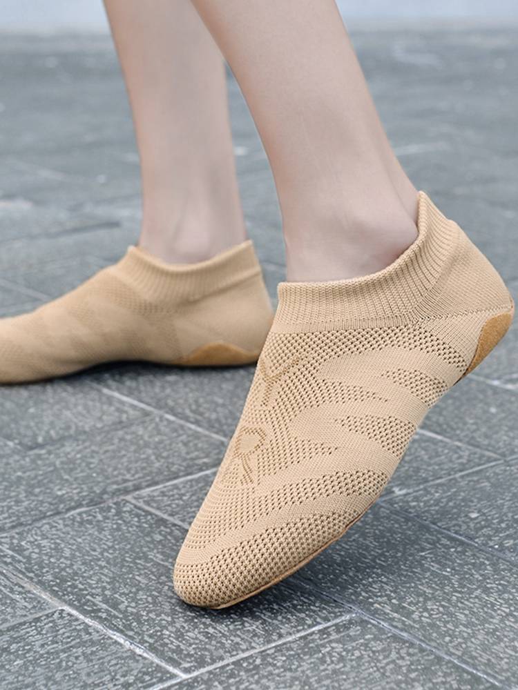 Yingrui new cheerleading shoe camel dance shoes children's female and female flesh -fucking shoes professional men's practice soft base
