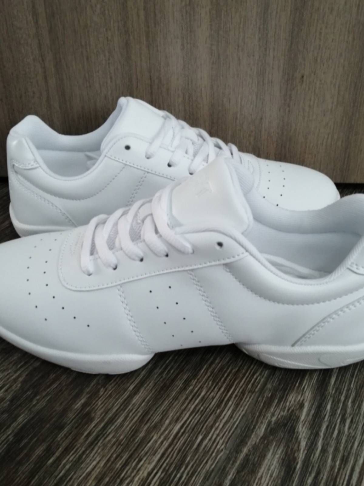 Children's competitive health shoes Student white fitness shoes two points of sports la la la la la women's training competition shoes