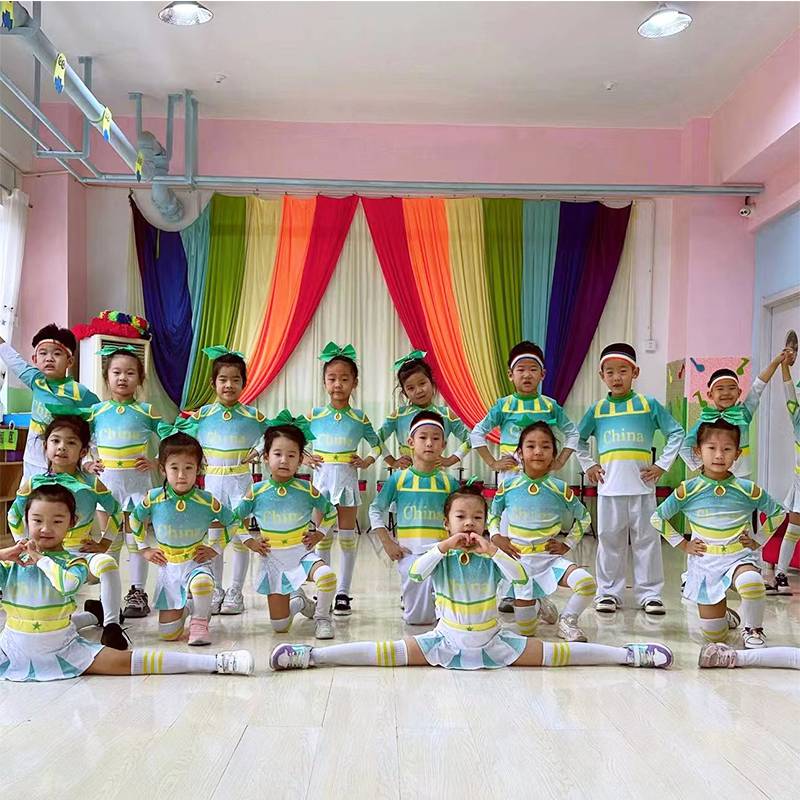 Children La La Team La La Raoming Performance Clothing Fuck Fuck Fuck Performance Dance Performance Primary School Students' opening ceremony