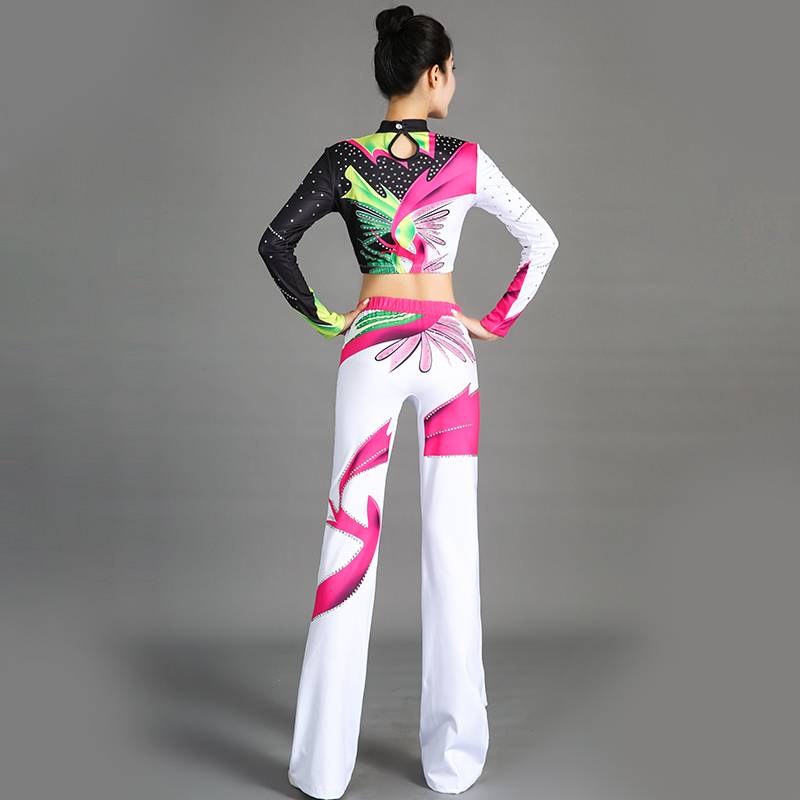 The new cheerleading team clothing la la la fucan fucking Lala clothing performance service men's dress stage performance clothing