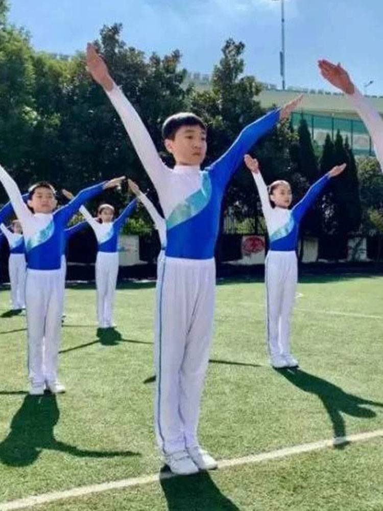 Children's Student Broadcasting Gymnastics Competition Square Plaza Dance Meeting Performance Dance Gentinary Capital Group Performance Clothing
