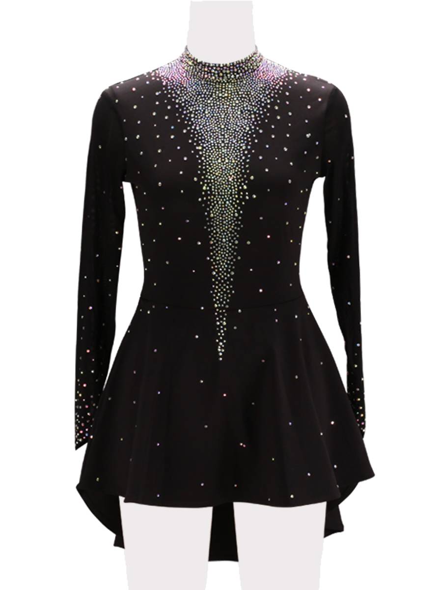 ♪ Black, little, tall, long-sleeved jazz ♪