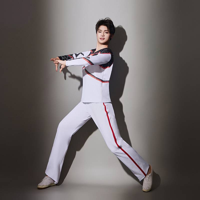 The new laba fuck performance service men's model set of youth sports meeting bodybuilding performance clothes Lala team dance clothing