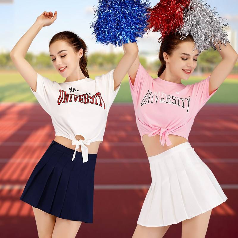 Spot Games Lara team performed Gong T, the annual meeting of the bodybuilding exercise jazz dance cheerleading performance suit