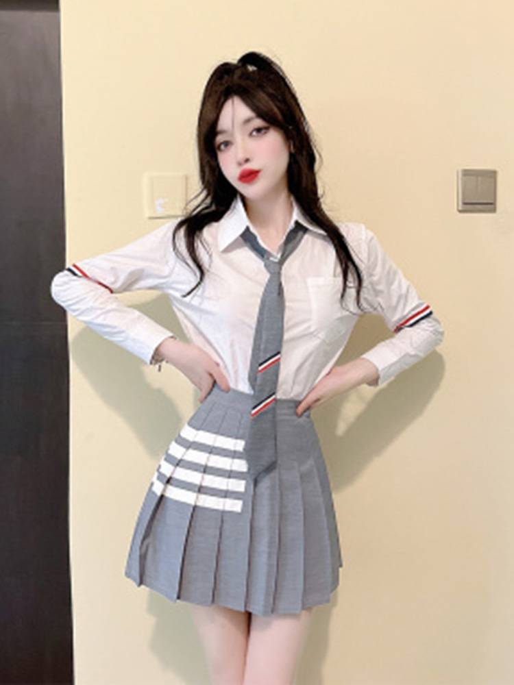 Women's University of Vitality Cheerleader La La Raid performance service Korean female group modern aerobics performance service Lala team