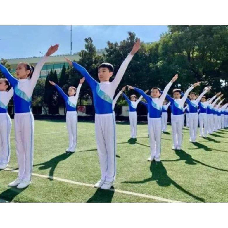 Primary and secondary school students radio gymnastics training service gymnastics group gymnastics table acting children's square dance performance dance service