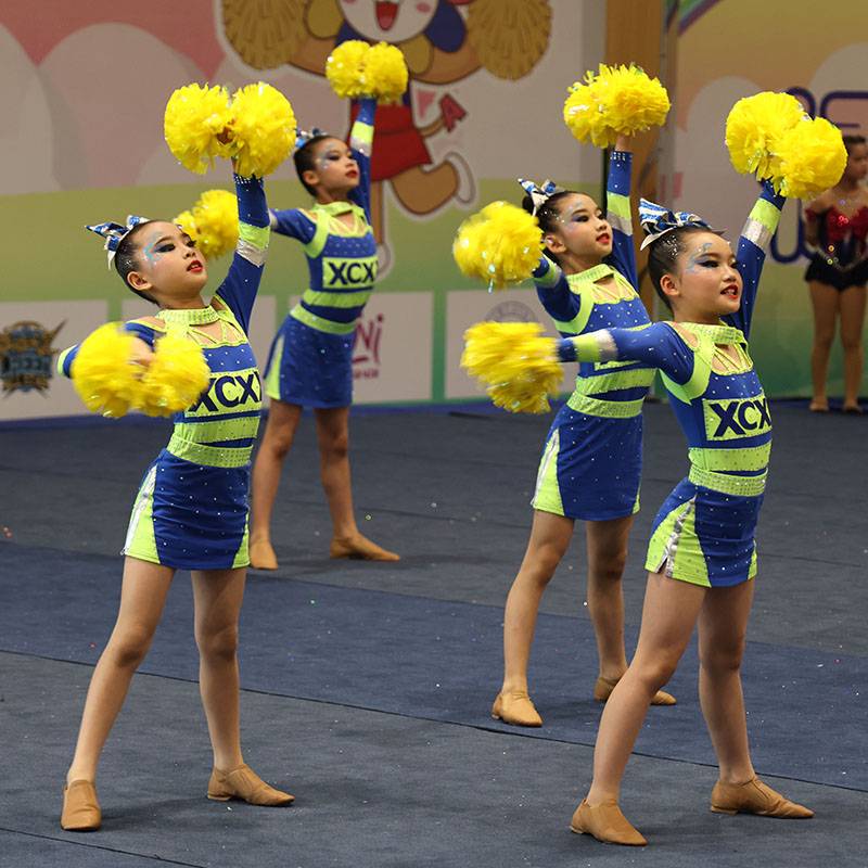 Custom cheerleading competition clothing la la la la la la la lam clothes Jianmei fucking gymnastics clothing performances new products 23 women