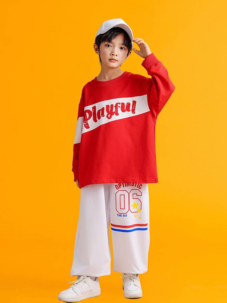 Children's cheerleader performance service elementary school sports meeting autumn competition opening ceremony chorus service red suit