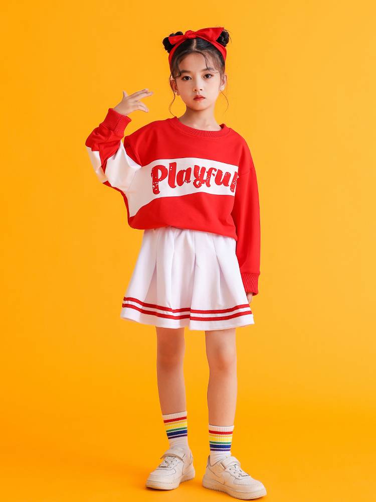 Children's cheerleader performance service elementary school sports meeting autumn competition opening ceremony chorus service red suit